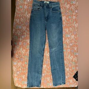 Abercrombie Ultra High Rise Ankle Straight Jeans